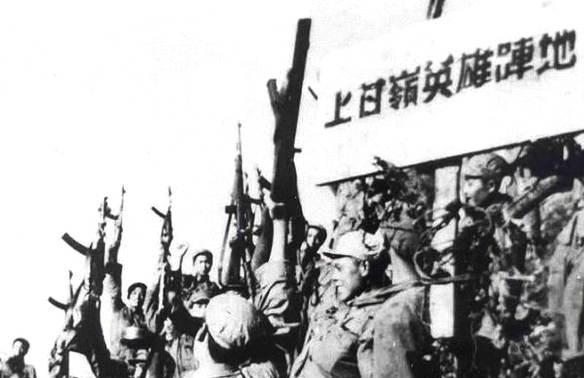 9名戰士消滅400美軍!特等功臣蔡興海一戰成名,功成身退後他去哪了