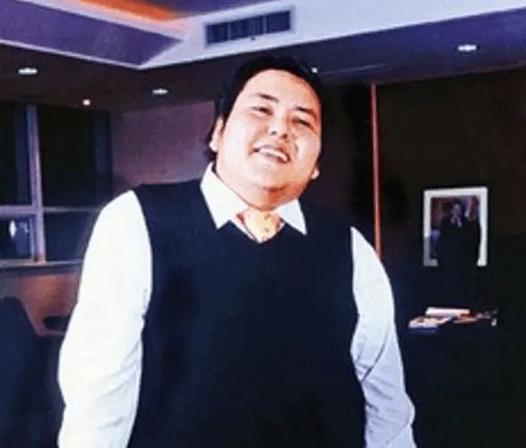 從“首富”到被“懸賞”,曾花5000萬娶車曉的李兆會,經歷了什麼 從“首富”到被“懸賞”,曾花5000萬娶車曉的李兆會,經歷了什麼