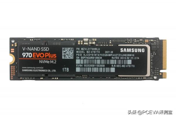 SSD耐力賽：六塊原廠SSD同場競技