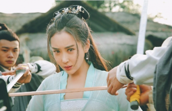 杜若溪：嫁男神偶像嚴屹寬，兩度流產生女，風光幸福背後有艱辛