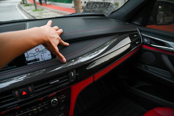 二手寶馬X5M:百萬效能SUV,4.4T雙渦輪增壓,5折購 二手寶馬X5M:百萬效能SUV,4.4T雙渦輪增壓,5折購