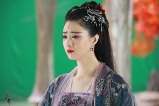 人物造型簡單，好壞靠衣服顏色就能分辨，現代古裝劇到底怎麼了？