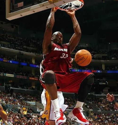 眼光獨到!盤點NBA最划算的十大交易:科比加盟湖人僅排第二 眼光獨到!盤點NBA最划算的十大交易:科比加盟湖人僅排第二