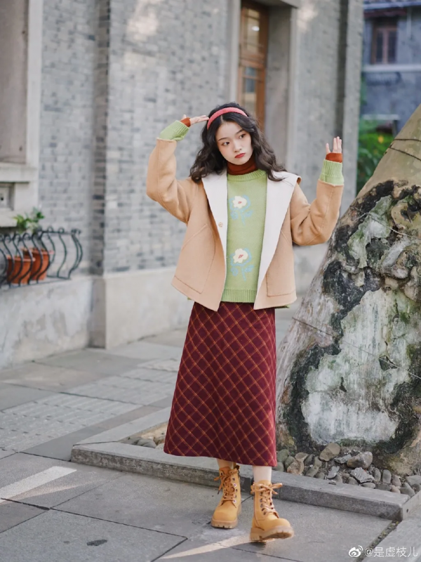 小長假VS婚禮季，這7套LOOK低調又美麗