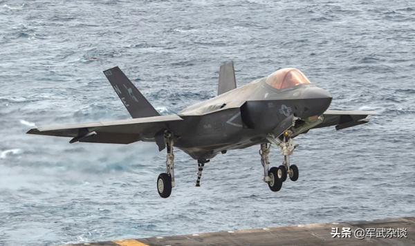 中國沒必要撈美軍的F-35C，應在黃巖島造機場，“保護”美軍撈機