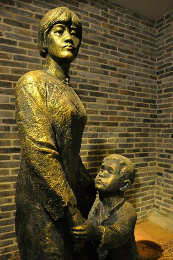 毛澤東“偷藏”毛岸英遺物,一藏就是26年,直到他逝世才被人所知 毛澤東“偷藏”毛岸英遺物,一藏就是26年,直到他逝世才被人所知