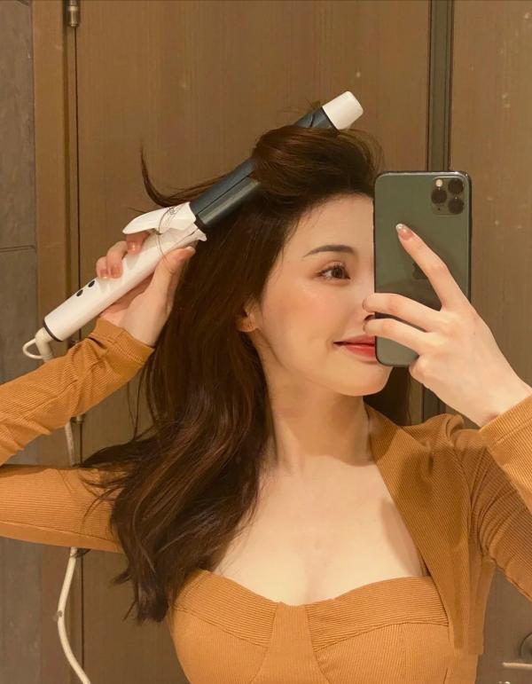 燙髮和捲髮棒捲髮,哪種更傷頭髮? 燙髮和捲髮棒捲髮,哪種更傷頭髮?