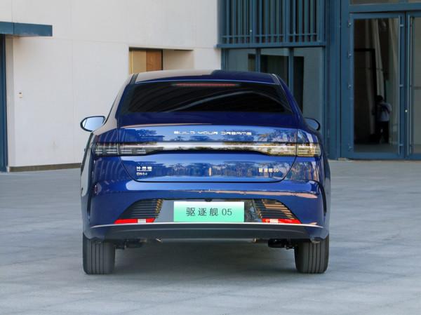 比亞迪驅逐艦05內飾解析 全方位年輕化