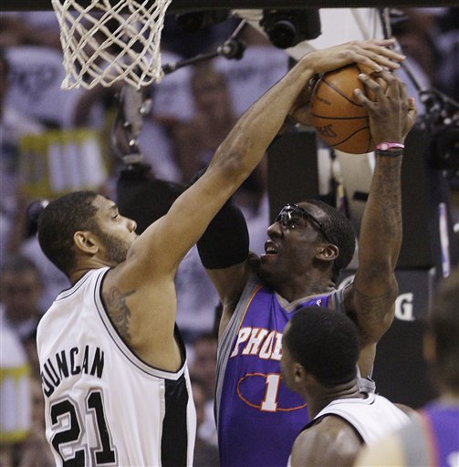 小斯生涯交手鄧肯55場,24勝31負,場均21+8!那鄧肯呢?出乎意料 小斯生涯交手鄧肯55場,24勝31負,場均21+8!那鄧肯呢?出乎意料