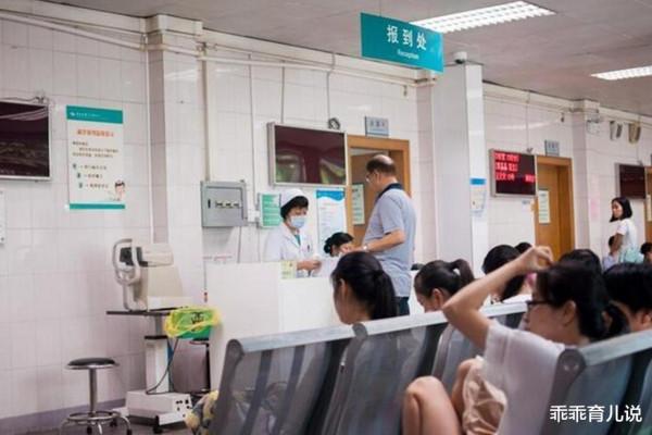 寶寶總是脹氣拉奶瓣，這是怎麼了？多半是四種因素引起的，別大意