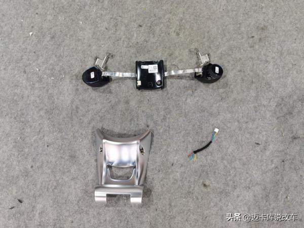 賓士AMG方向盤升級OLED旋鈕方案要怎麼選?邁卡庫來告訴你 賓士AMG方向盤升級OLED旋鈕方案要怎麼選?邁卡庫來告訴你