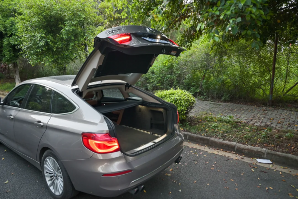 寶馬 320iGT:“全能寶馬”,夠大夠舒服夠豪華,二十多萬唾手可得 寶馬 320iGT:“全能寶馬”,夠大夠舒服夠豪華,二十多萬唾手可得