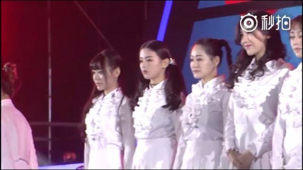 從工廠女工到流量明星，草根女孩楊超越是如何改天換命的？