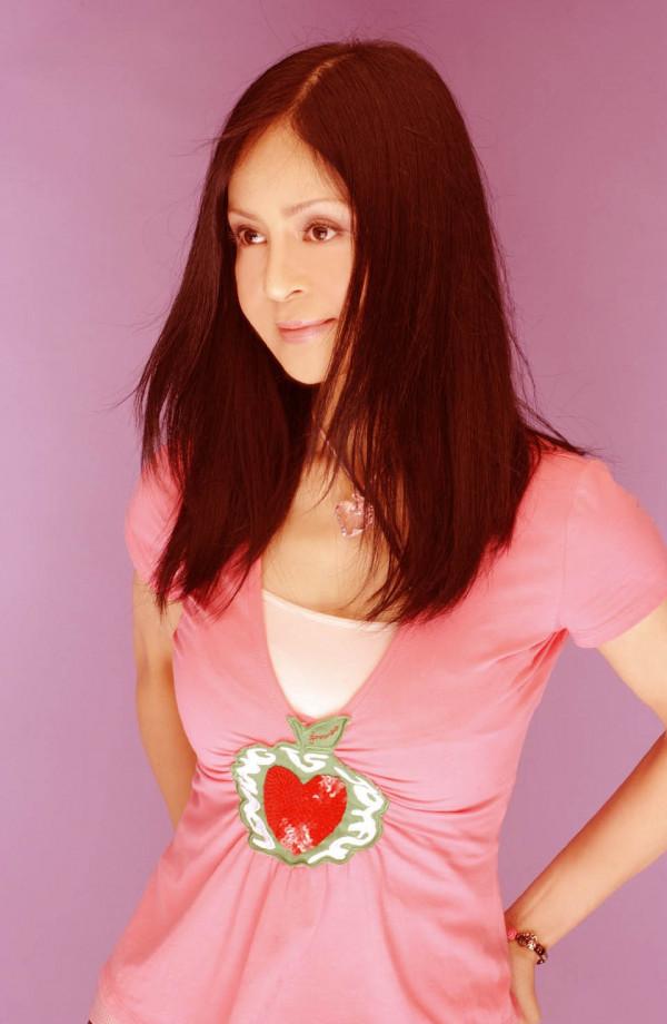 甜歌皇后高勝美:在上海買房定居,與廚師小男友分手後至今未婚 甜歌皇后高勝美:在上海買房定居,與廚師小男友分手後至今未婚