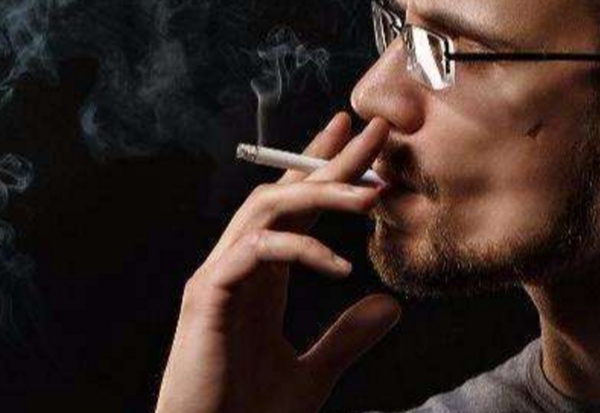 54歲的老陳把氨氯地平換成硝苯地平,一段時間後,他怎麼樣了 54歲的老陳把氨氯地平換成硝苯地平,一段時間後,他怎麼樣了