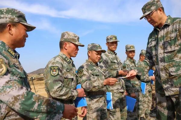 坦克射擊特級！四級軍士長楊慧德真牛！