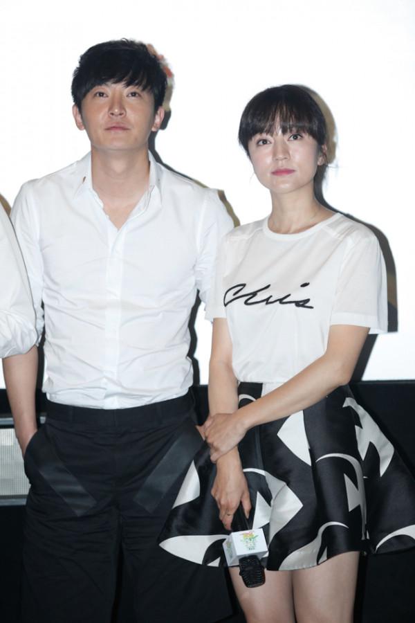 娶親姐妹成連襟，丈母孃態度卻不同，陸毅和郭京飛誰更受鮑母寵？