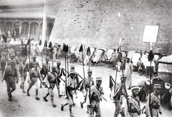 民國軍座、團座真的爛大街？別被導演騙了，國軍稱呼長官只有2種