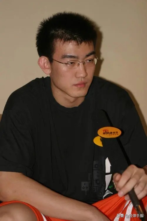 人物|王博:被譽為孫軍接班人,千萬合同轉會,現浙江廣廈主教練 人物|王博:被譽為孫軍接班人,千萬合同轉會,現浙江廣廈主教練