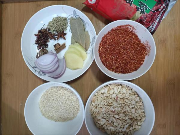 自制老乾媽豆豉醬，比買的好吃，配上它西西一口氣能吃兩個饅頭