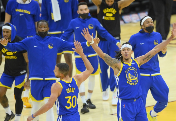 勇士官宣決定！兩隊被沒收選秀權，三大球星受傷，老詹確診後發聲