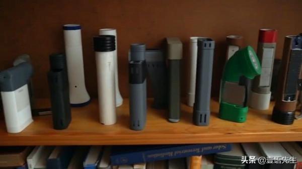 用體溫發電，手握著燈泡就亮，不用擔心停電，造福很多人