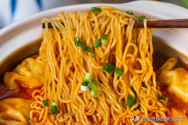 泡麵裡面加點它，一口上癮，香絕了