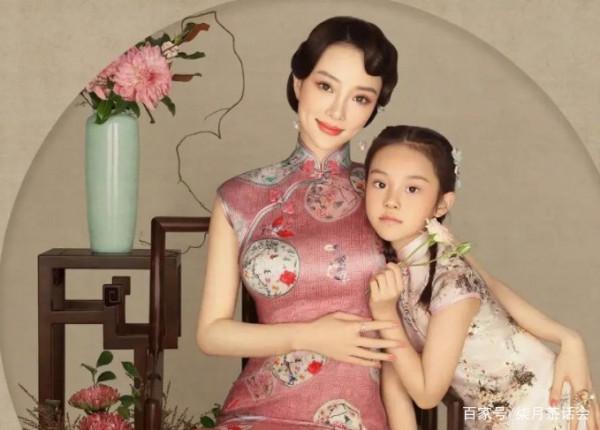 李小璐曬甜馨近照,甜馨不笑像賈乃亮笑起來像媽媽,她們過得怎樣 李小璐曬甜馨近照,甜馨不笑像賈乃亮笑起來像媽媽,她們過得怎樣