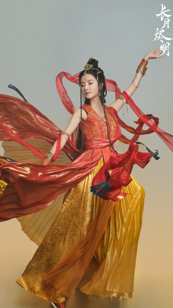 熬過了2021年的“古偶醜男潮”，2022年終於可以上岸狂歡了