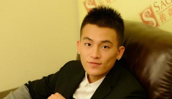 趙麗穎新劇《野蠻生長》男主改歐豪，網友：把王一博換回來