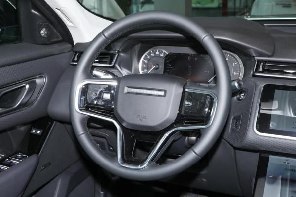 實拍2021款攬勝星脈,55.8萬起售,起步2.0T+8AT,到底值不值? 實拍2021款攬勝星脈,55.8萬起售,起步2.0T+8AT,到底值不值?