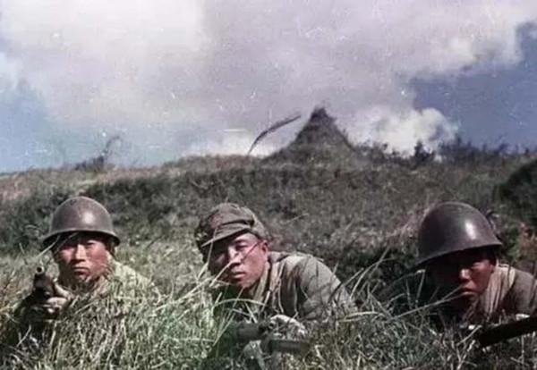 敵軍營長被解放軍戰士活捉,仔細一看,由驚到喜:是自己親外甥 敵軍營長被解放軍戰士活捉,仔細一看,由驚到喜:是自己親外甥