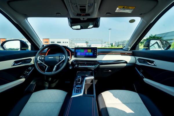 究竟是追趕還是超越，赤兔和XR-V論駕控誰能小勝一籌？