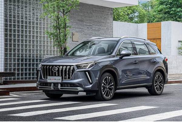 2.0T的動力組合，極具辨識度的外觀，顏值上不輸哈弗H6