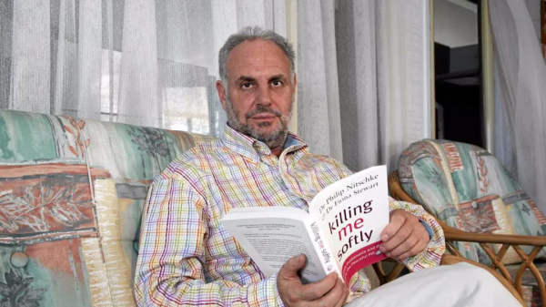 澳洲醫生髮明瞭“安樂死膠囊艙”，讓人可以隨心所欲結束生命