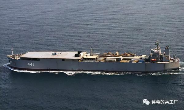 英雄編隊回國!伊朗舉行儀式歡迎完成4.5萬公里航程的75號編隊 英雄編隊回國!伊朗舉行儀式歡迎完成4.5萬公里航程的75號編隊