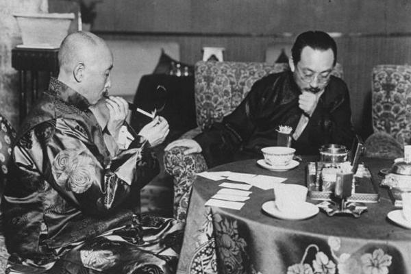 1984年掃地老太給國家豪捐24億,自稱是替國家罪人贖罪,這是為何 1984年掃地老太給國家豪捐24億,自稱是替國家罪人贖罪,這是為何