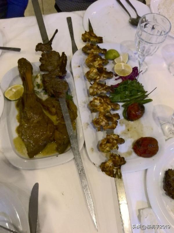 伊朗的飲食是什麼樣子的(圖) 伊朗的飲食是什麼樣子的(圖)