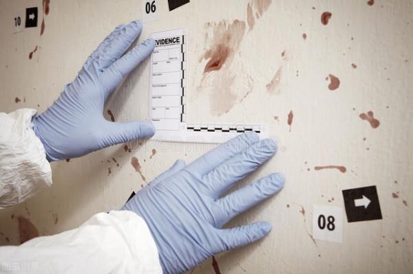 美國警察為私慾謀害女演員，兩次審判全部脫罪，FBI最終出手