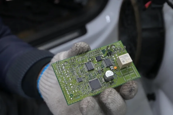 「諾總日記」Q5路試：奧迪，你為啥欺負咱們手動擋車主？