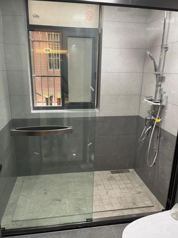 新買的二手房終於到手了,曬一組裝修前後對比,找設計師做圖了 新買的二手房終於到手了,曬一組裝修前後對比,找設計師做圖了