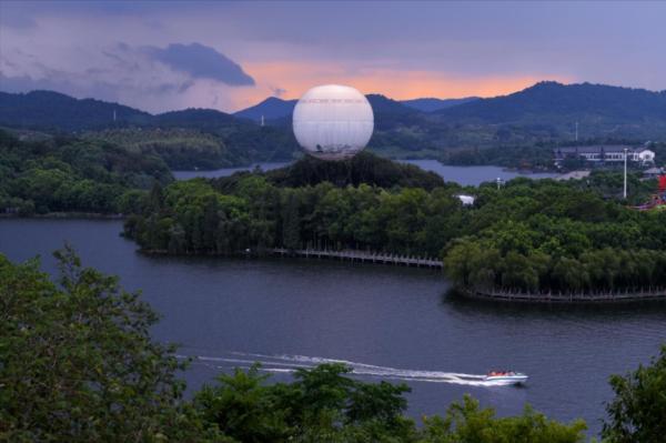 江蘇大型水庫因迷人風光晉升5A，地形複雜多樣，具有8個美麗景點