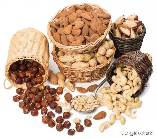 中年男性該注意些什麼？吃好喝好很重要，補充微量元素也要及時