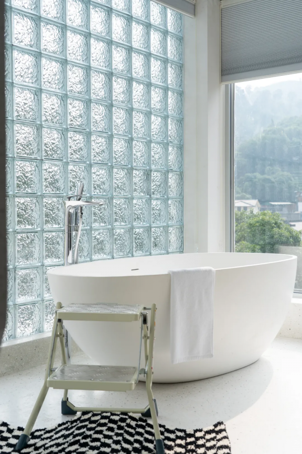 杭州民宿圈又一新作!270°落地玻璃躺看茶園,私享西湖邊避世秘境 杭州民宿圈又一新作!270°落地玻璃躺看茶園,私享西湖邊避世秘境