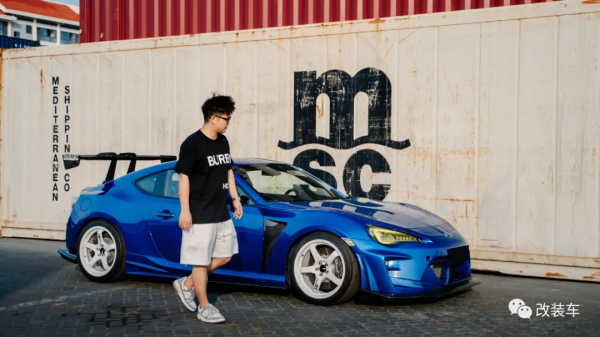 改裝清單遠超18cm的斯巴魯BRZ，試遍OHLINS、ARAGOSTA和KW避震