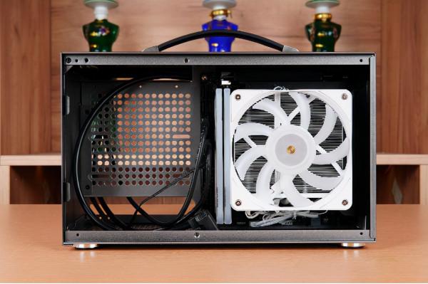 超頻三蜂鳥I100 PRO MESH,終於完美了? 超頻三蜂鳥I100 PRO MESH,終於完美了?