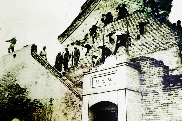 老驥伏櫪，七十一歲高齡與日本軍隊白刃戰！日本軍方尊稱鐵人