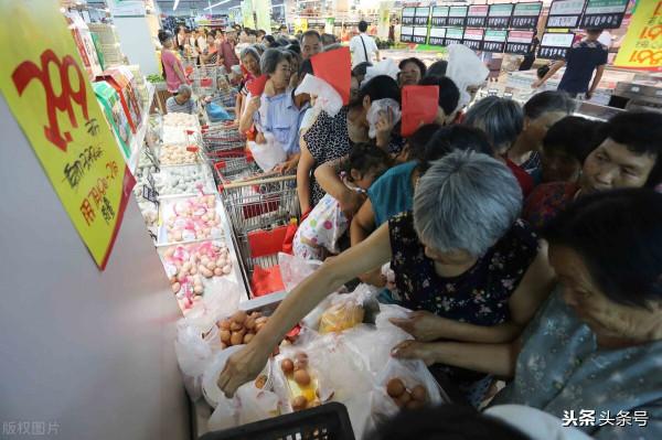 河南大叔開超市利用“一筐雞蛋”三月賺50萬，瞧瞧人家咋這麼厲害