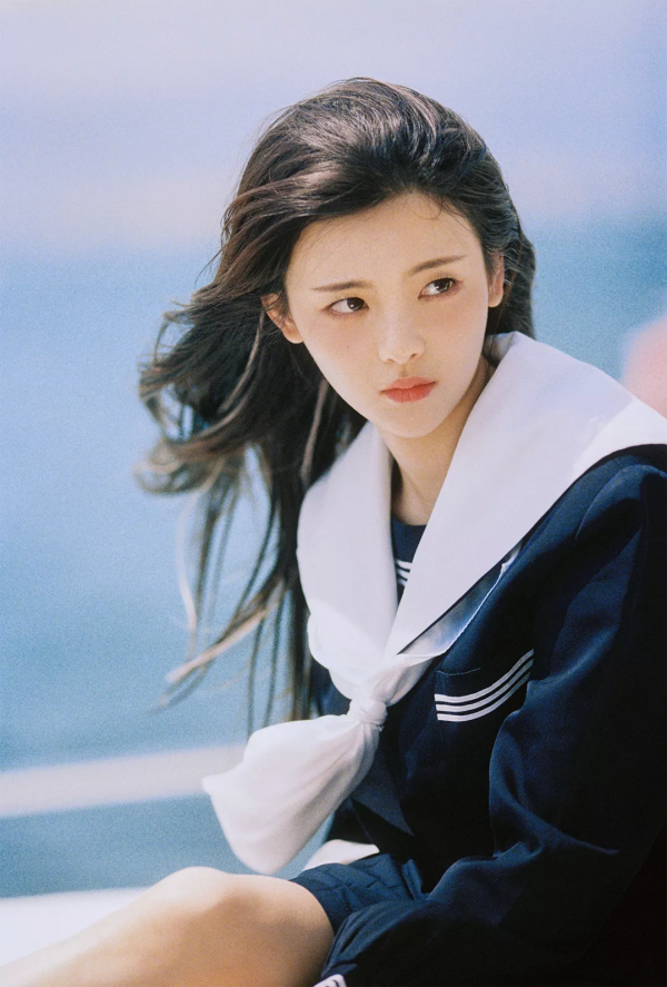 楊超越是“整”了嗎?怎麼突然美成王祖賢了? 楊超越是“整”了嗎?怎麼突然美成王祖賢了?