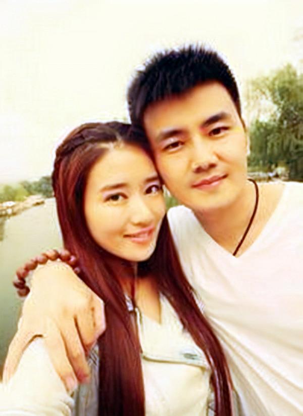 《新聞聯播》著名主播嚴於信：生活中的好兒子好丈夫，愛老家陝西